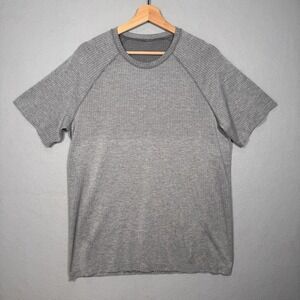 Lululemon Metal Vent Tech 2.0 Short Sleeve Shirt Slate/White Gray Mens Sz L EUC